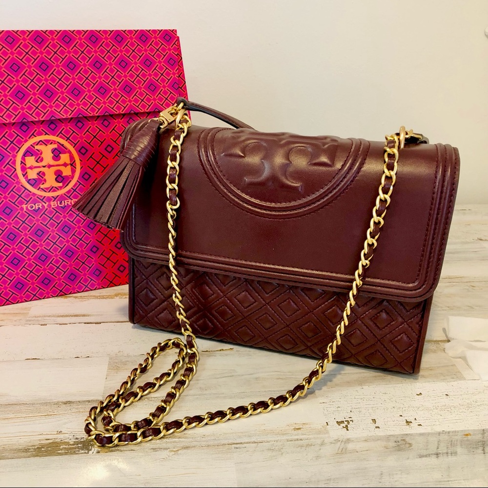 TORY BURCH LARGE FLEMING CONVERTIBLE SHOULDER BAG CLARET